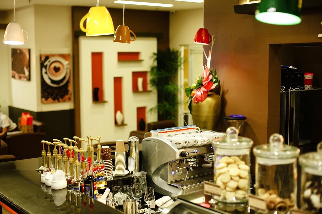 Big 8 Corporate Hotel Tagum Bagian luar foto