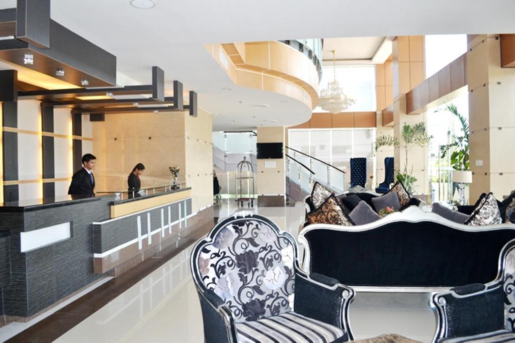 Big 8 Corporate Hotel Tagum Bagian luar foto