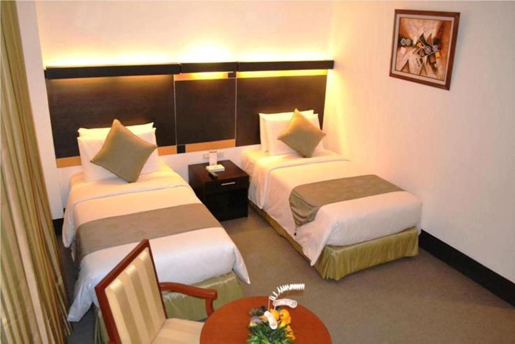 Big 8 Corporate Hotel Tagum Bagian luar foto