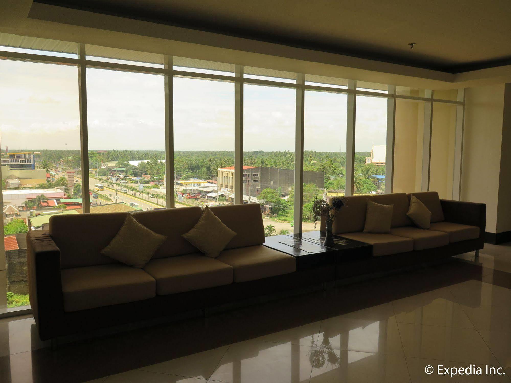Big 8 Corporate Hotel Tagum Bagian luar foto